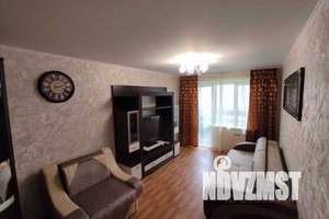 1-к квартира, посуточно, 35м2, 6/9 этаж
