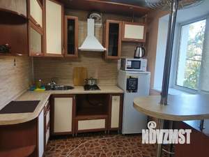 Студия квартира, посуточно, 36м2, 2/5 этаж