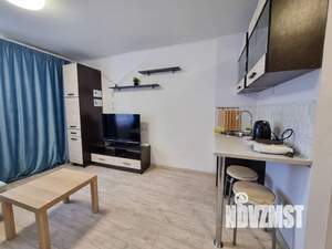 Студия квартира, посуточно, 14м2, 3/10 этаж