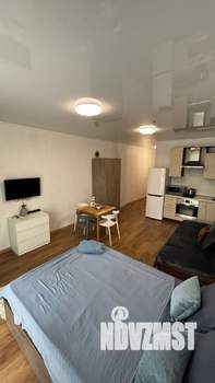 Студия квартира, посуточно, 40м2, 2/7 этаж