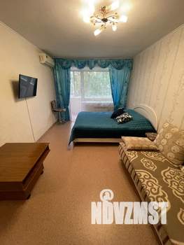 1-к квартира, посуточно, 32м2, 4/5 этаж