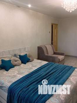 1-к квартира, посуточно, 32м2, 2/9 этаж