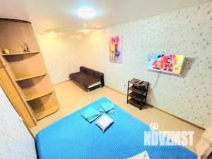 1-к квартира, посуточно, 33м2, 2/5 этаж