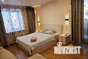 1-к квартира, посуточно, 34м2, 4/5 этаж