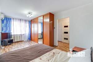 1-к квартира, посуточно, 33м2, 2/10 этаж