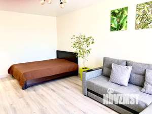 1-к квартира, посуточно, 35м2, 8/10 этаж