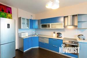Студия квартира, посуточно, 41м2, 12/25 этаж