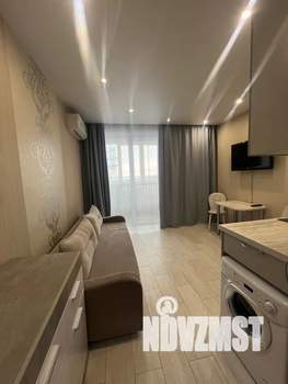 Студия квартира, посуточно, 30м2, 4/25 этаж