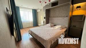 1-к квартира, посуточно, 40м2, 7/16 этаж