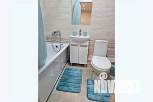 1-к квартира, посуточно, 43м2, 1/24 этаж