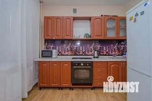 Студия квартира, посуточно, 43м2, 7/9 этаж