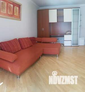 Студия квартира, посуточно, 54м2, 5/12 этаж