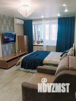 1-к квартира, посуточно, 32м2, 2/9 этаж