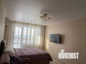 1-к квартира, посуточно, 40м2, 10/10 этаж