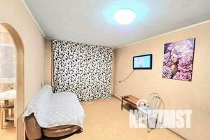 1-к квартира, посуточно, 33м2, 3/5 этаж