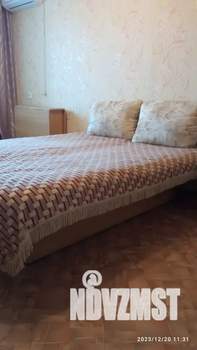 1-к квартира, посуточно, 32м2, 3/5 этаж