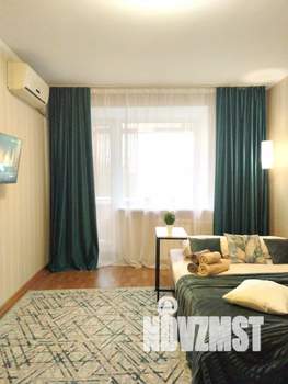 1-к квартира, посуточно, 32м2, 4/6 этаж