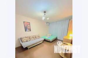 1-к квартира, посуточно, 33м2, 4/10 этаж