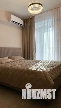 Студия квартира, посуточно, 28м2, 14/22 этаж