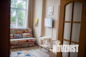 1-к квартира, посуточно, 50м2, 2/4 этаж