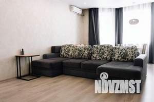 2-к квартира, посуточно, 70м2, 6/25 этаж
