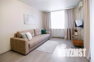 2-к квартира, посуточно, 45м2, 7/10 этаж