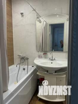 1-к квартира, посуточно, 33м2, 4/10 этаж