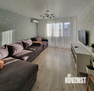 Студия квартира, посуточно, 28м2, 10/22 этаж