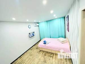 1-к квартира, посуточно, 33м2, 1/13 этаж