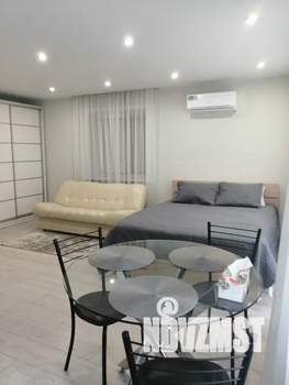 Студия квартира, посуточно, 35м2, 2/5 этаж