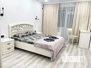 1-к квартира, посуточно, 40м2, 7/16 этаж