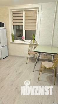 1-к квартира, посуточно, 33м2, 7/10 этаж