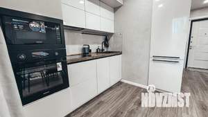 Студия квартира, посуточно, 37м2, 2/25 этаж