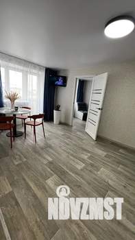 2-к квартира, посуточно, 44м2, 5/5 этаж