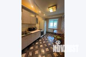 1-к квартира, посуточно, 38м2, 2/10 этаж