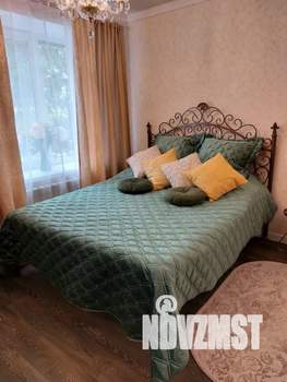 Студия квартира, посуточно, 31м2, 1/5 этаж