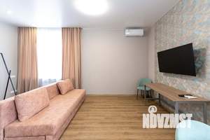 Студия квартира, посуточно, 35м2, 2/2 этаж