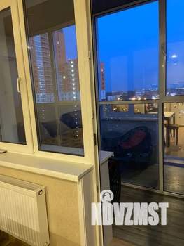 Студия квартира, посуточно, 28м2, 12/16 этаж