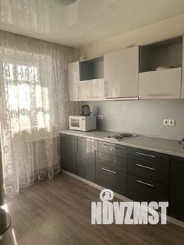 1-к квартира, посуточно, 35м2, 2/4 этаж