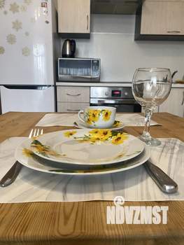 Студия квартира, посуточно, 40м2, 2/7 этаж