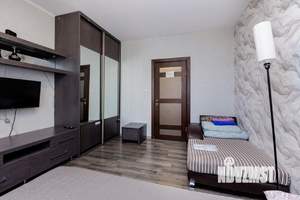 2-к квартира, посуточно, 67м2, 1/1 этаж