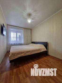 2-к квартира, посуточно, 50м2, 1/1 этаж