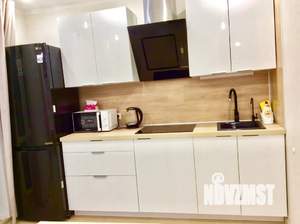 1-к квартира, посуточно, 42м2, 19/23 этаж