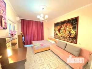 1-к квартира, посуточно, 40м2, 3/10 этаж