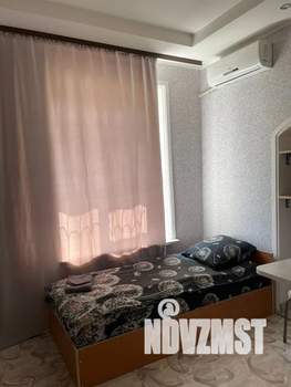 Студия квартира, посуточно, 14м2, 1/2 этаж