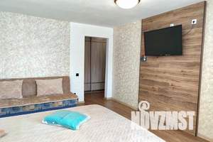 1-к квартира, посуточно, 35м2, 3/10 этаж