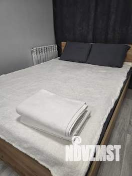 Студия квартира, посуточно, 30м2, 2/10 этаж