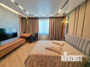 3-к квартира, посуточно, 76м2, 1/1 этаж