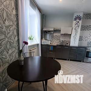 Студия квартира, посуточно, 43м2, 6/25 этаж