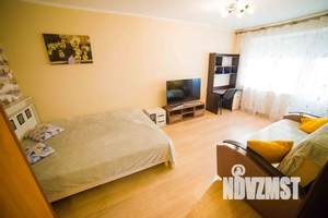 1-к квартира, посуточно, 33м2, 3/10 этаж